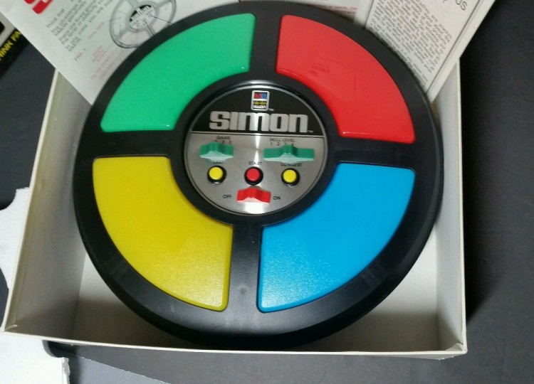 Vintage 1978 Simon Game with Original Box and Instructions - Out of the ...