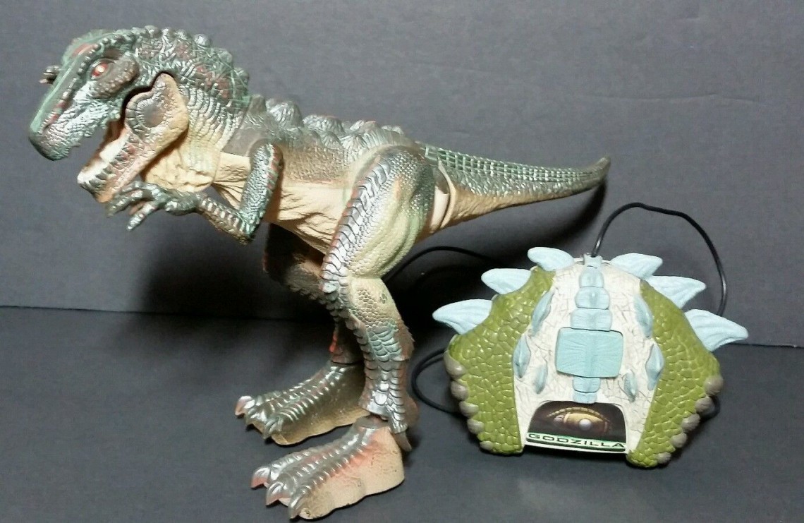 1998 Remote Control Claw Slashing Walking Baby Godzilla Hatchling Out of the Boxx Toys
