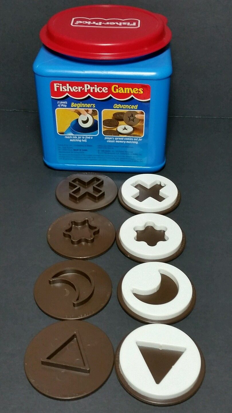 Fisher Price MATCHING MIDDLES Shape Memory Game Oreo TRIANGLE FROSTING COOKIE 