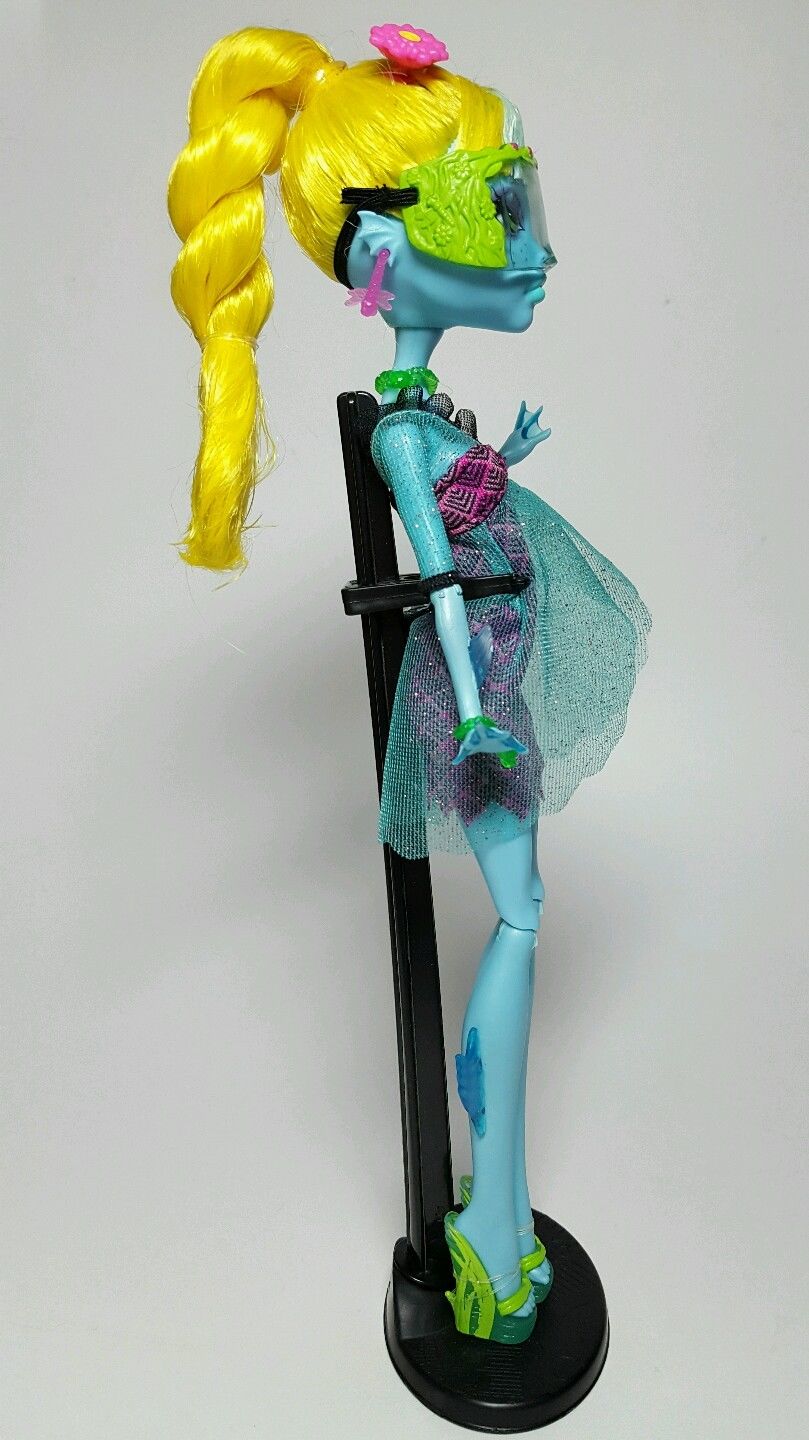 Boneca Monster High Lagoona Blue & Neptuna The Pet Fish 2022 194735069798